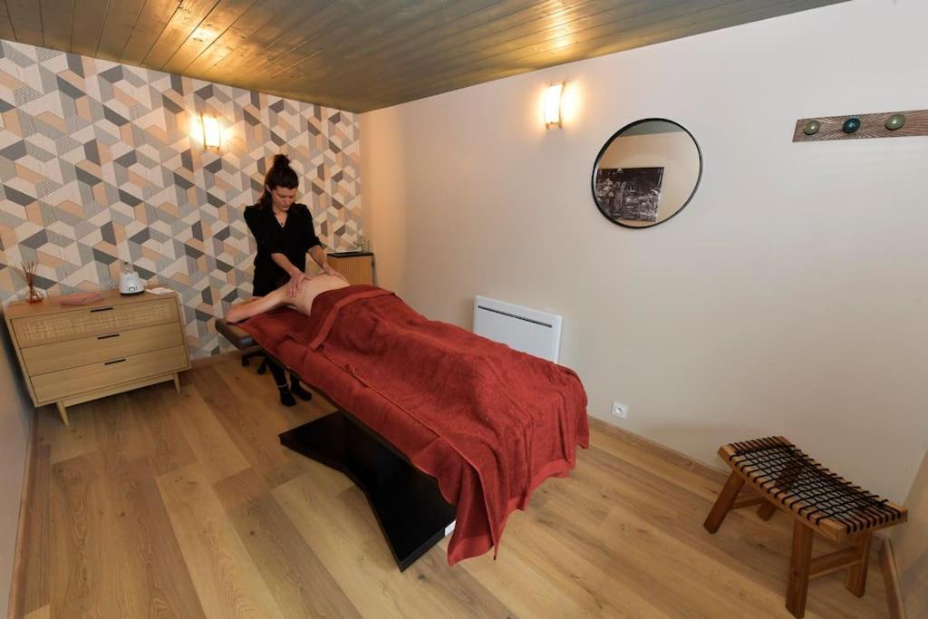 Bulle Hirondelle Hotel Quarré-les-Tombes Eksteriør billede